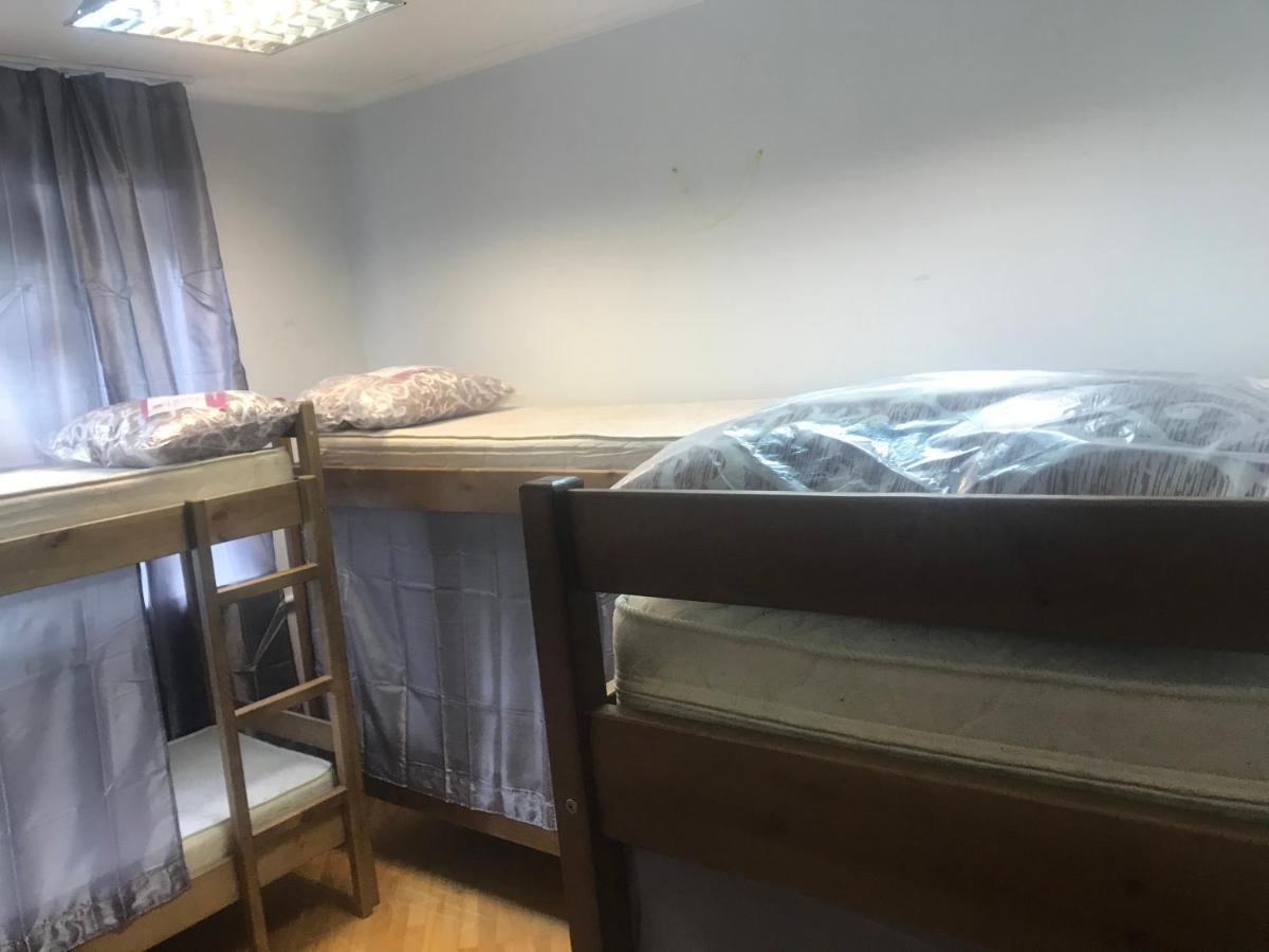 Ararat-Shulyavskaya Hostel เคียฟ ภายนอก รูปภาพ